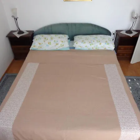 Butinar Pri Kapitanu Apartament Ankaran