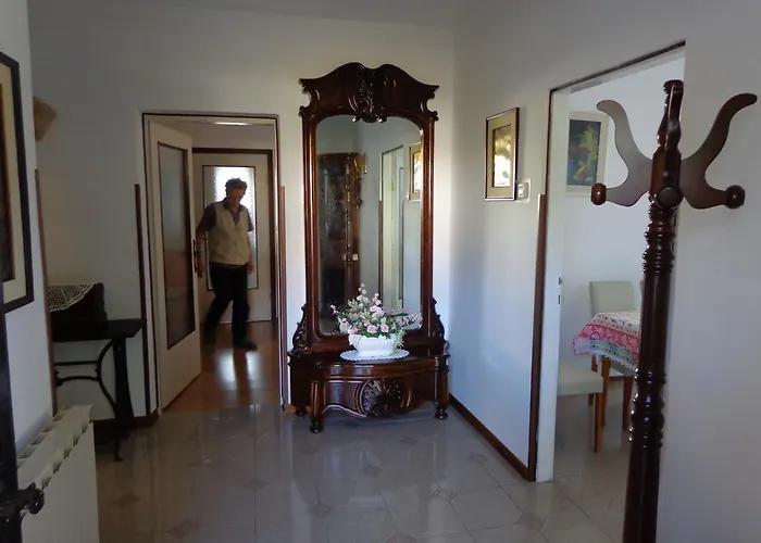 Butinar Pri Kapitanu