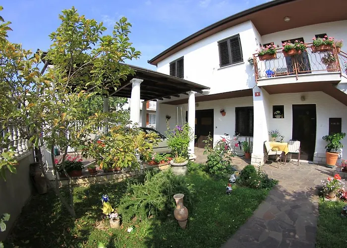 Butinar Pri Kapitanu Apartment Ankaran